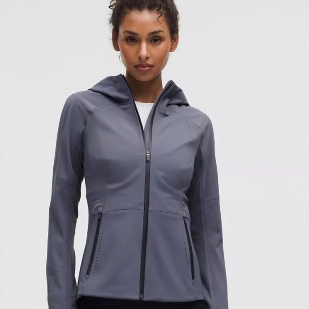 NWT Lululemon Women's Cross Chill Performance Jacket -  Solar Grey